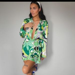 NWT Zara FAVORITE BLOGGERS TOP AND SKIRT PRINT SET